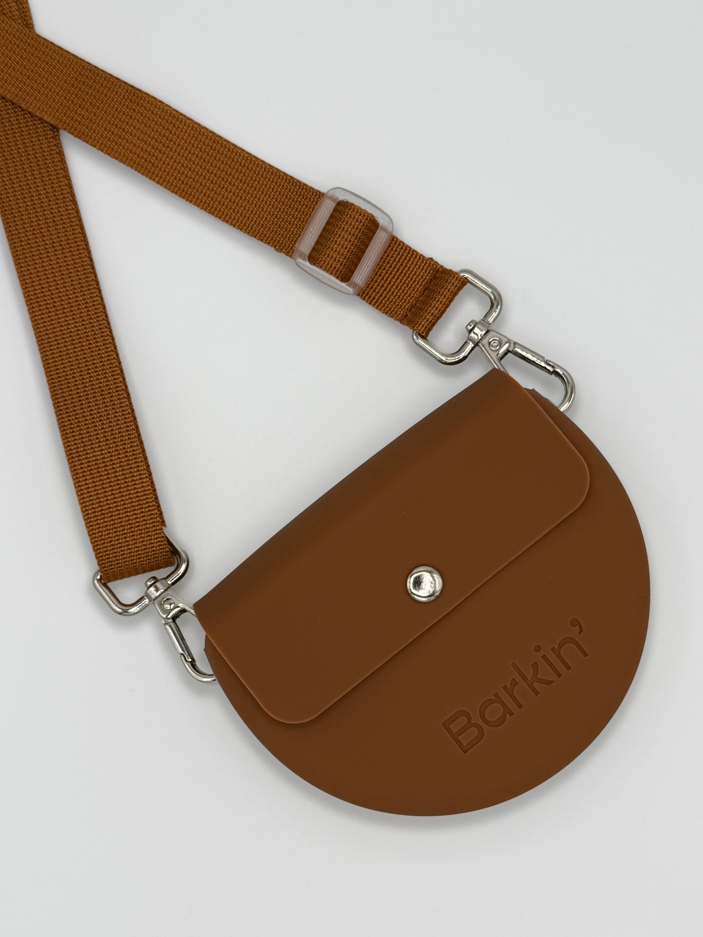 The Barkin’ Treat Pouch - Chocolate