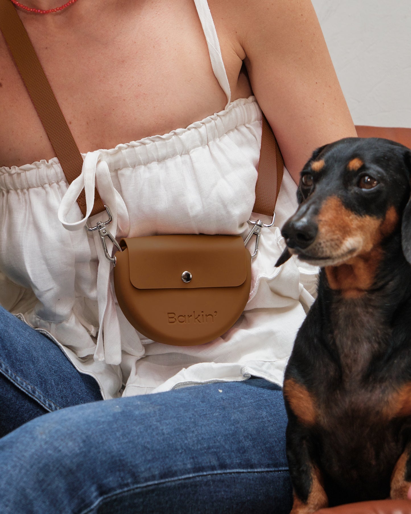 The Barkin’ Treat Pouch - Chocolate