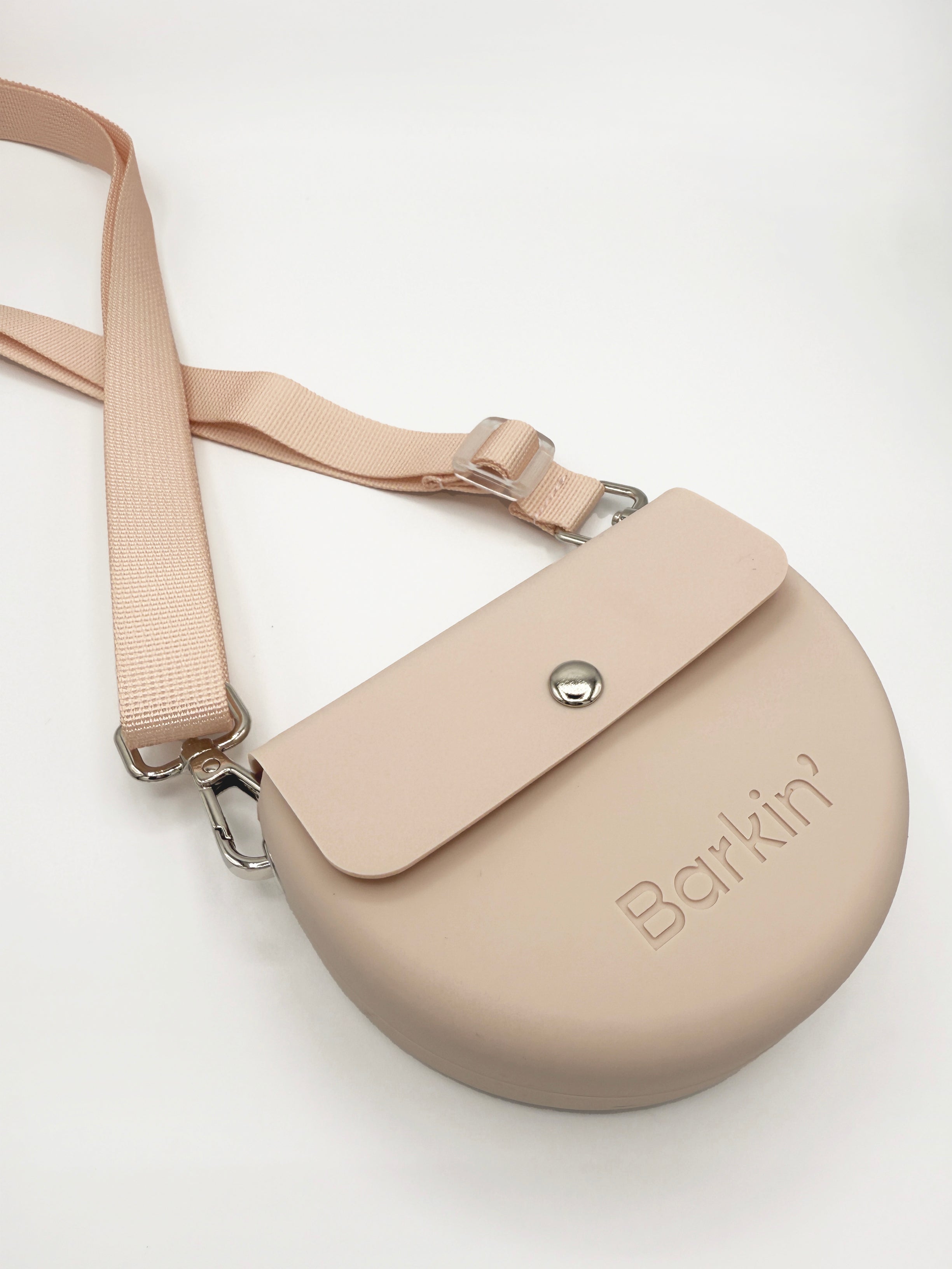 The Barkin’ Treat Pouch - Cream