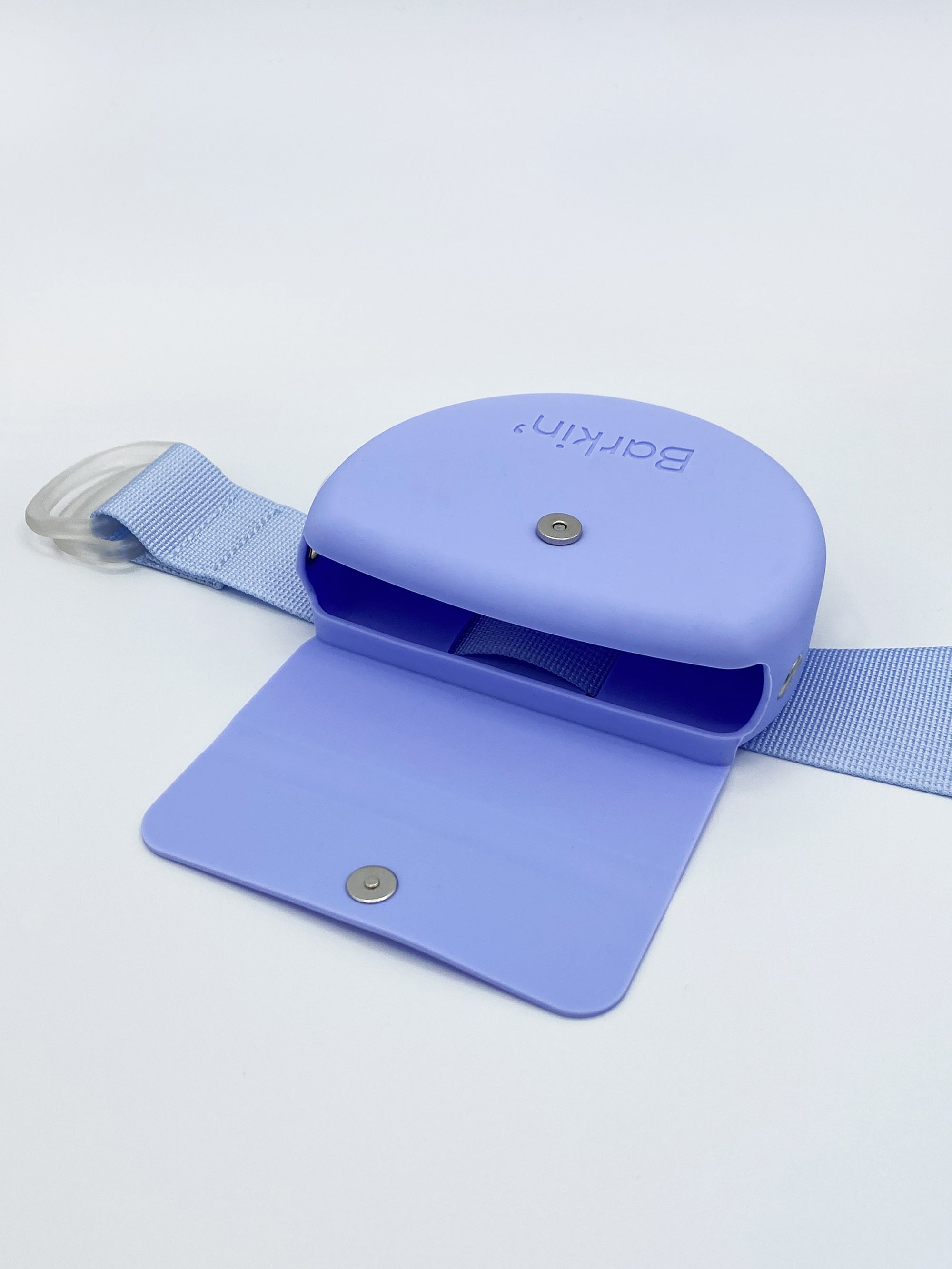 The Barkin’ Treat Pouch - Periwinkle