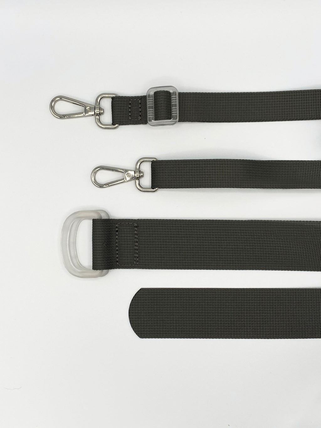 The Barkin’ Treat Pouch - Olive