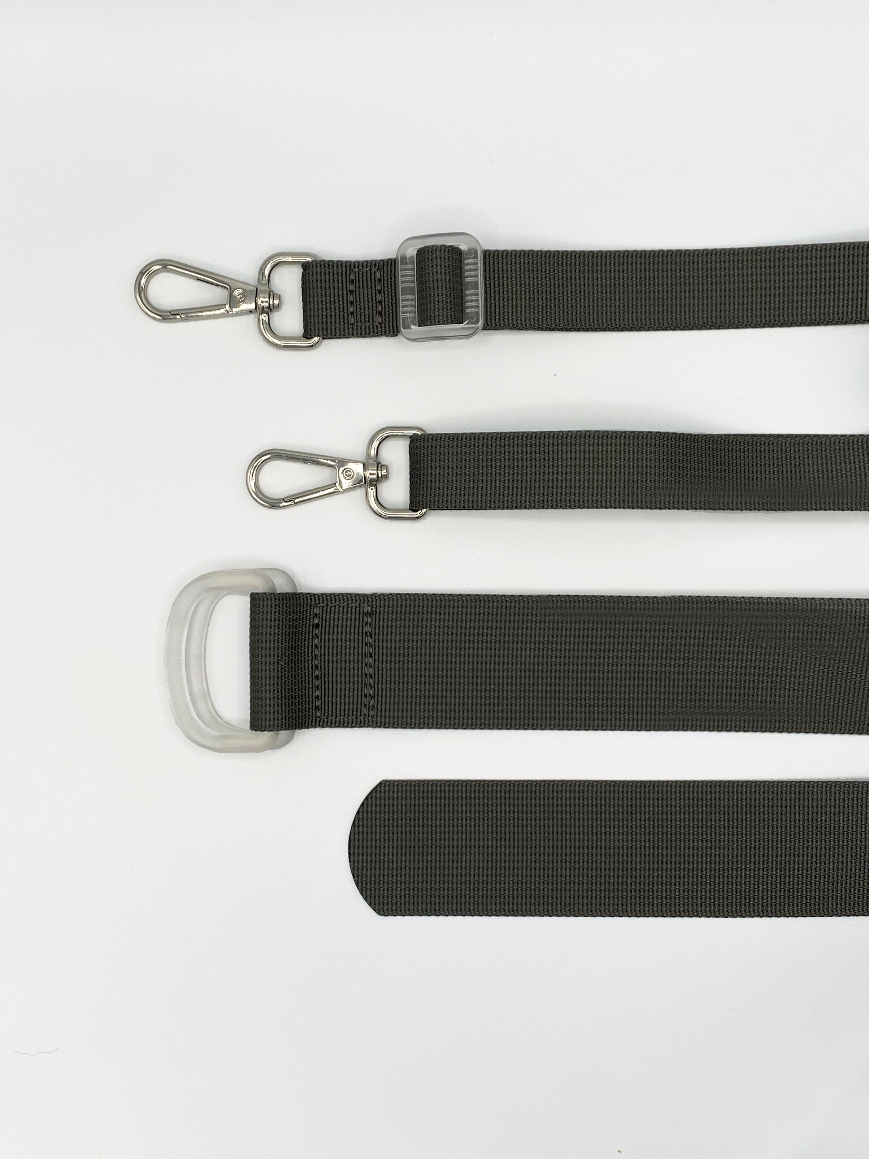 The Barkin’ Treat Pouch - Olive