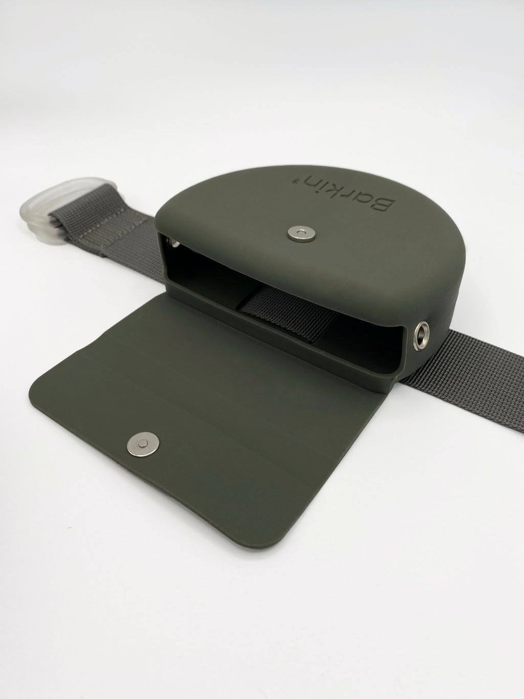 The Barkin’ Treat Pouch - Olive