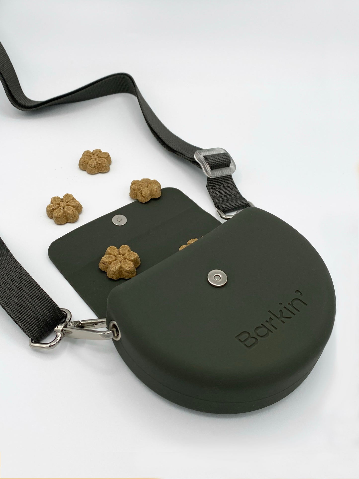 The Barkin’ Treat Pouch - Olive